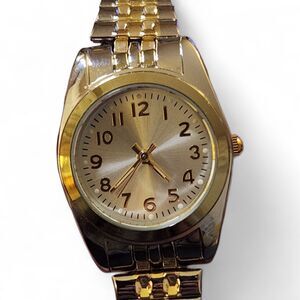 Vintage Ladies Watch Silver & Gold Tone FMDOP507 Singapore Quartz Stretch Band